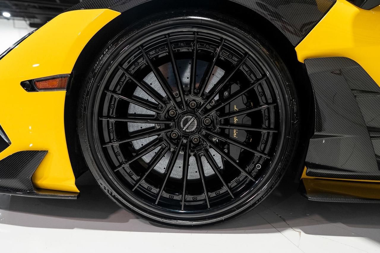 2024 Lamborghini Revuelto CARBON FIBER BODY KIT! Giallo Inti paint, Nero Ade/Giallo interior, MV Forged wheels AND MUCH MORE!! Fort Lauderdale FL