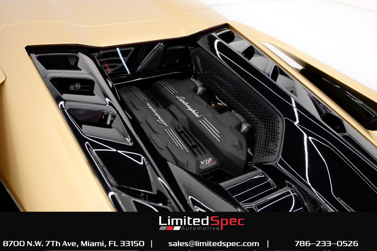 2024 Lamborghini Revuelto Coupe 2D Miami FL