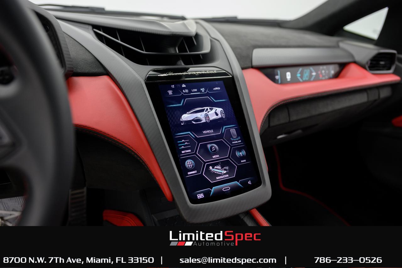 2024 Lamborghini Revuelto Coupe 2D Miami FL
