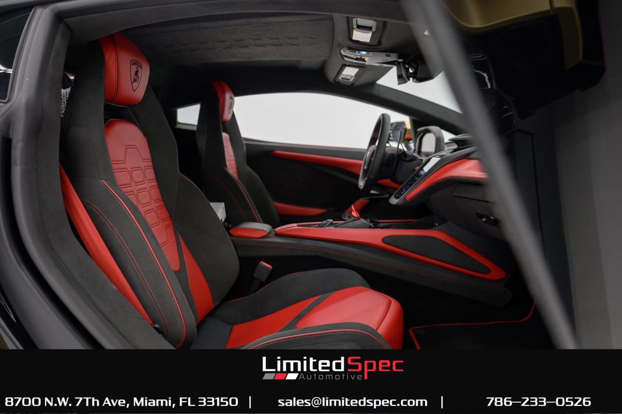 2024 Lamborghini Revuelto Coupe 2D Miami FL