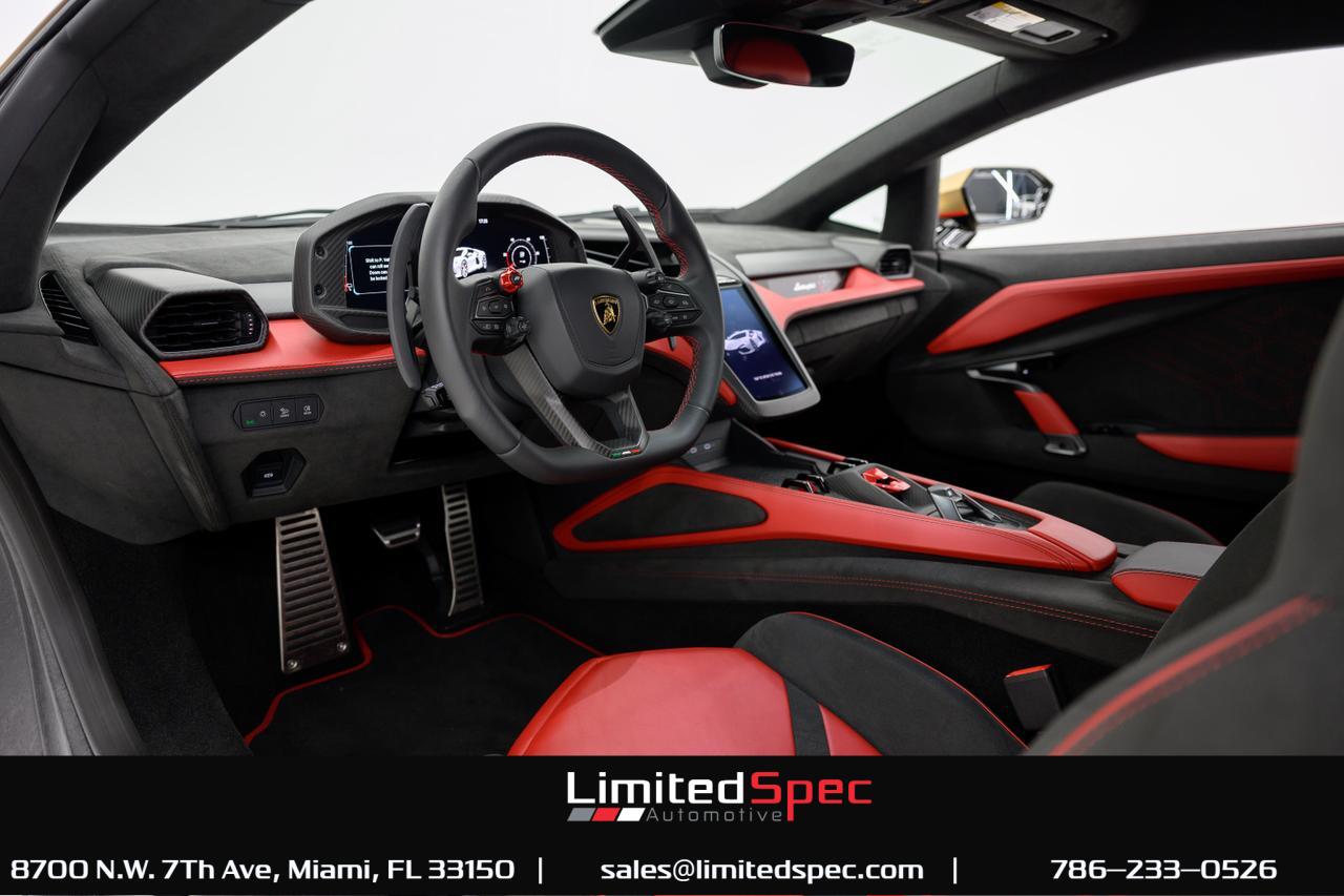 2024 Lamborghini Revuelto Coupe 2D Miami FL