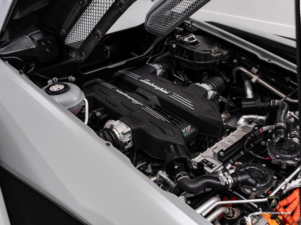 2024 Lamborghini Revuelto Coupe North Miami Beach FL