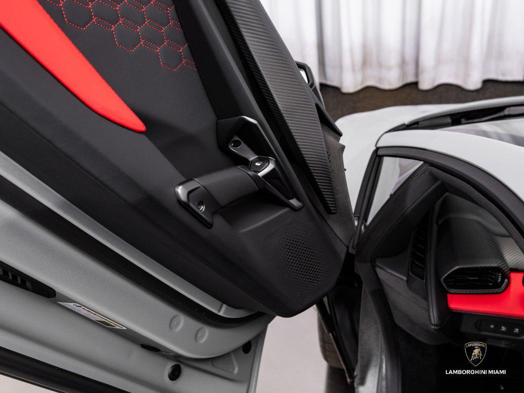 2024 Lamborghini Revuelto Coupe North Miami Beach FL