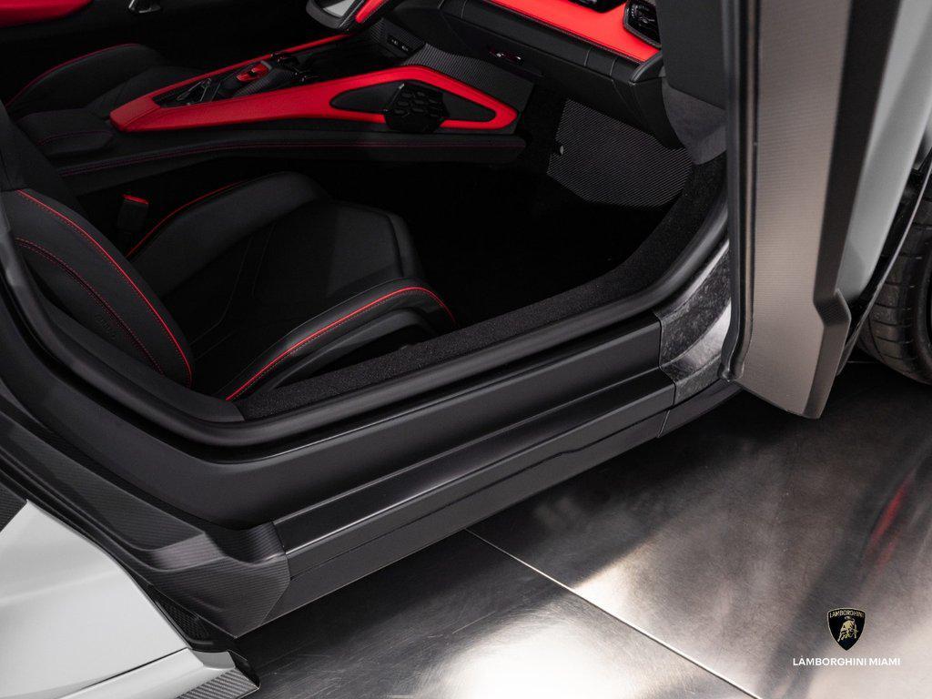 2024 Lamborghini Revuelto Coupe North Miami Beach FL