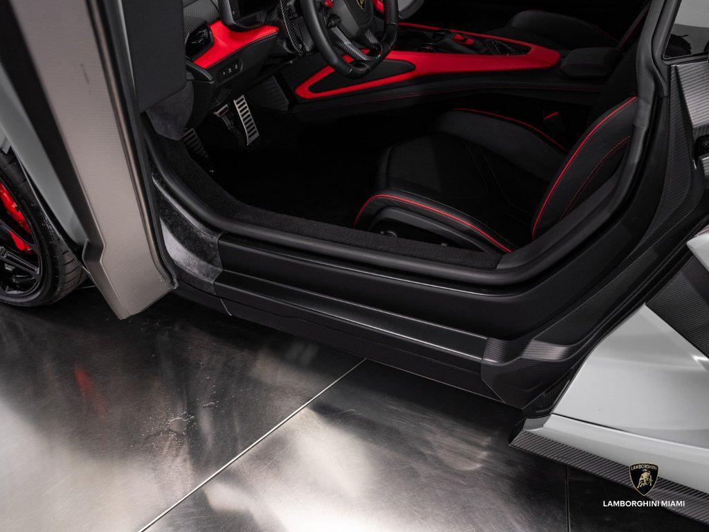 2024 Lamborghini Revuelto Coupe North Miami Beach FL