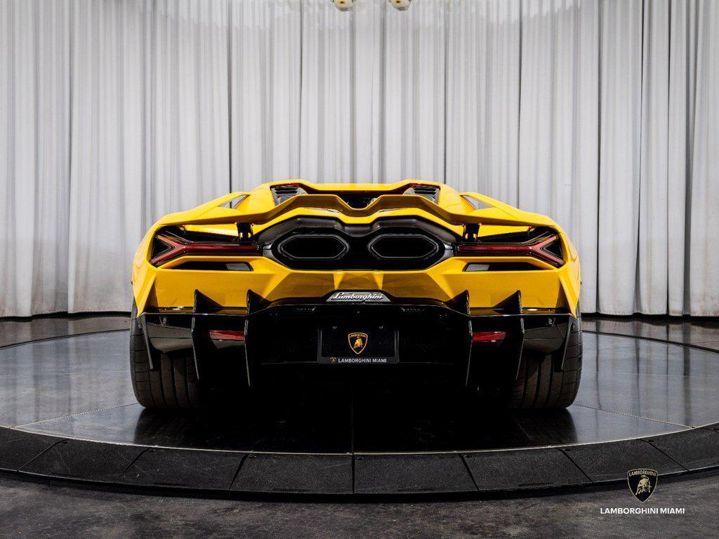 2024 Lamborghini Revuelto Base - Photo 15