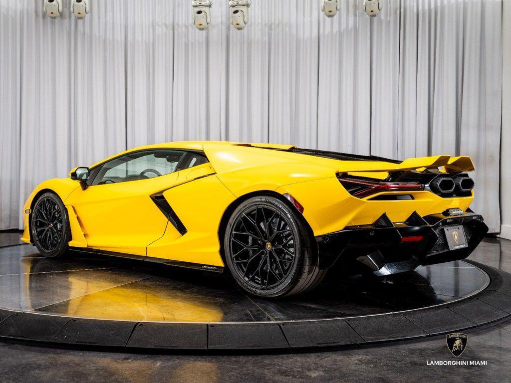 2024 Lamborghini Revuelto Base - Photo 13