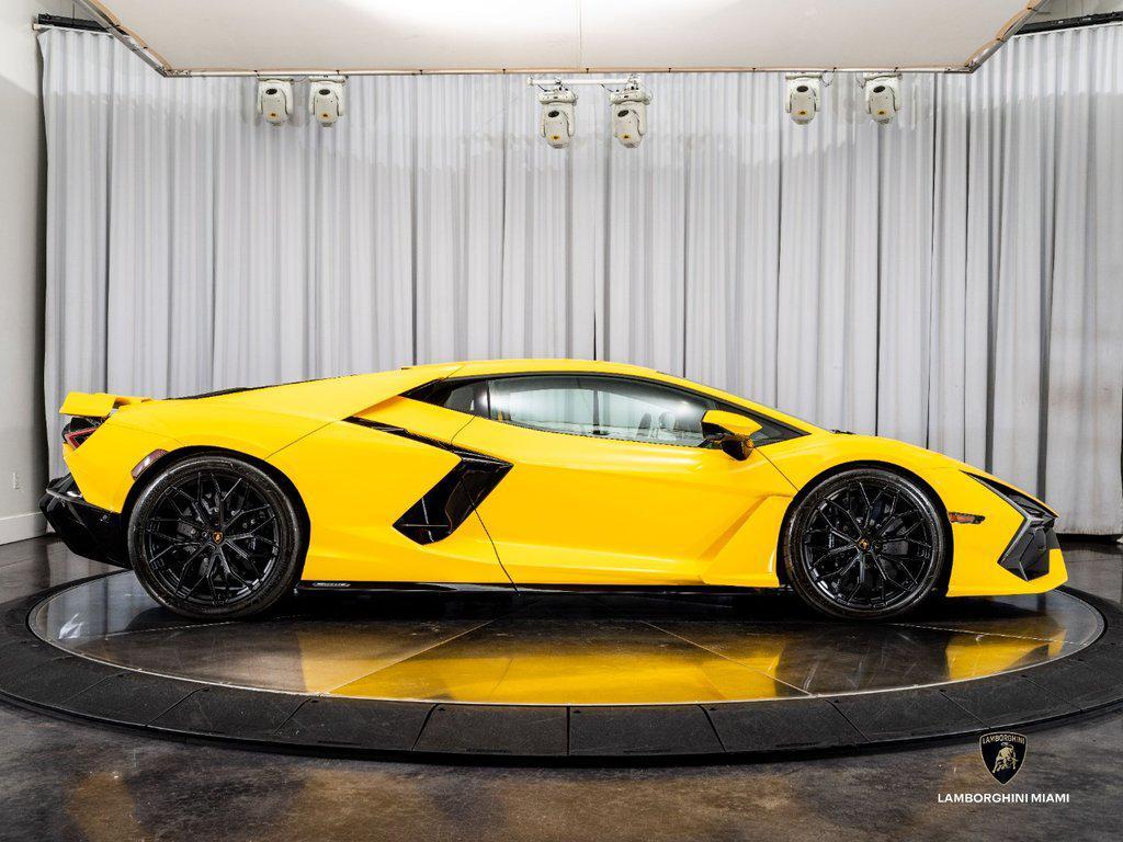 2024 Lamborghini Revuelto Base - Photo 23