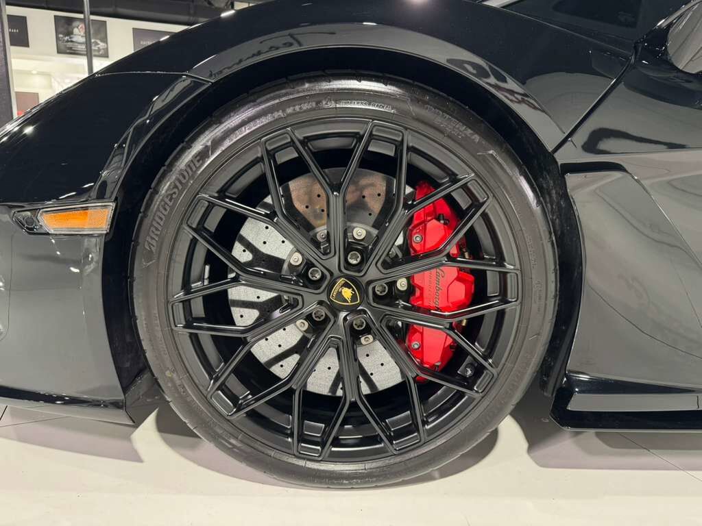 2024 Lamborghini Revuelto Nero Helene paint, Ad Personam interior, carbon racing seats, 360 camera, interior carbon AND MORE!! Fort Lauderdale FL
