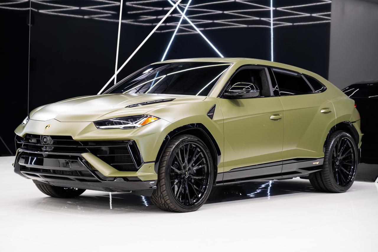 2024 Lamborghini Urus