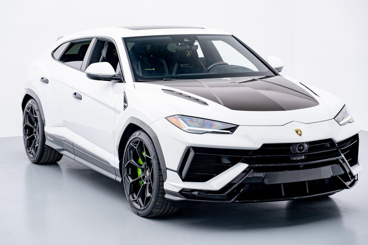 2024 Lamborghini Urus Performante