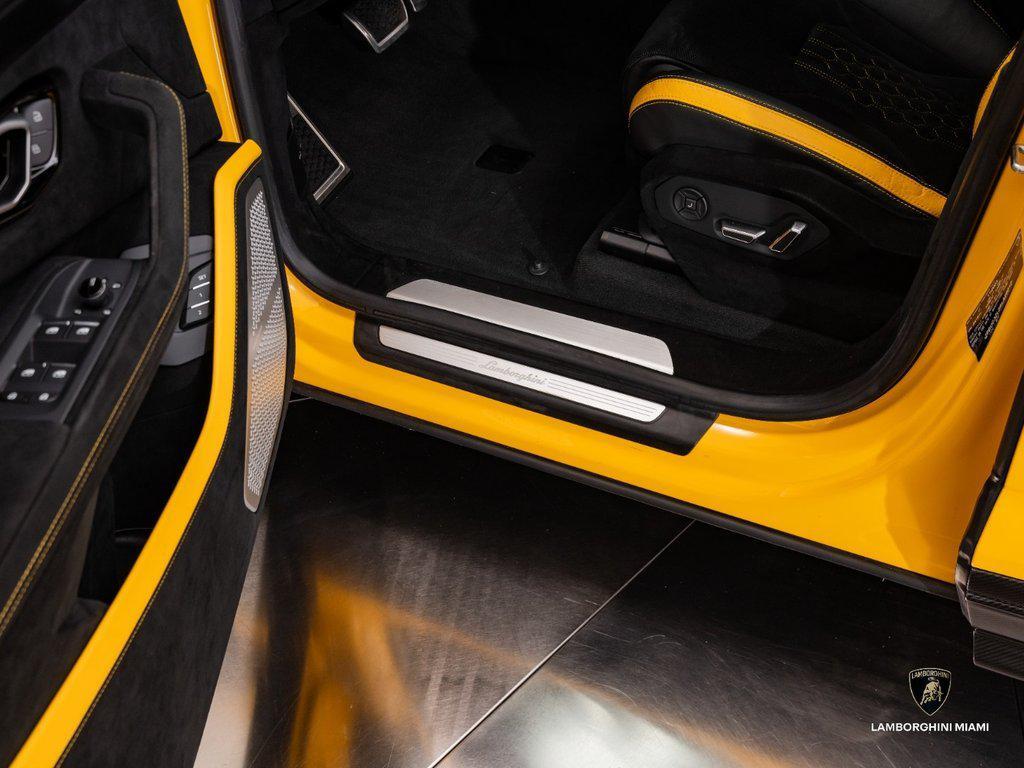 2024 Lamborghini Urus Performante AWD North Miami Beach FL