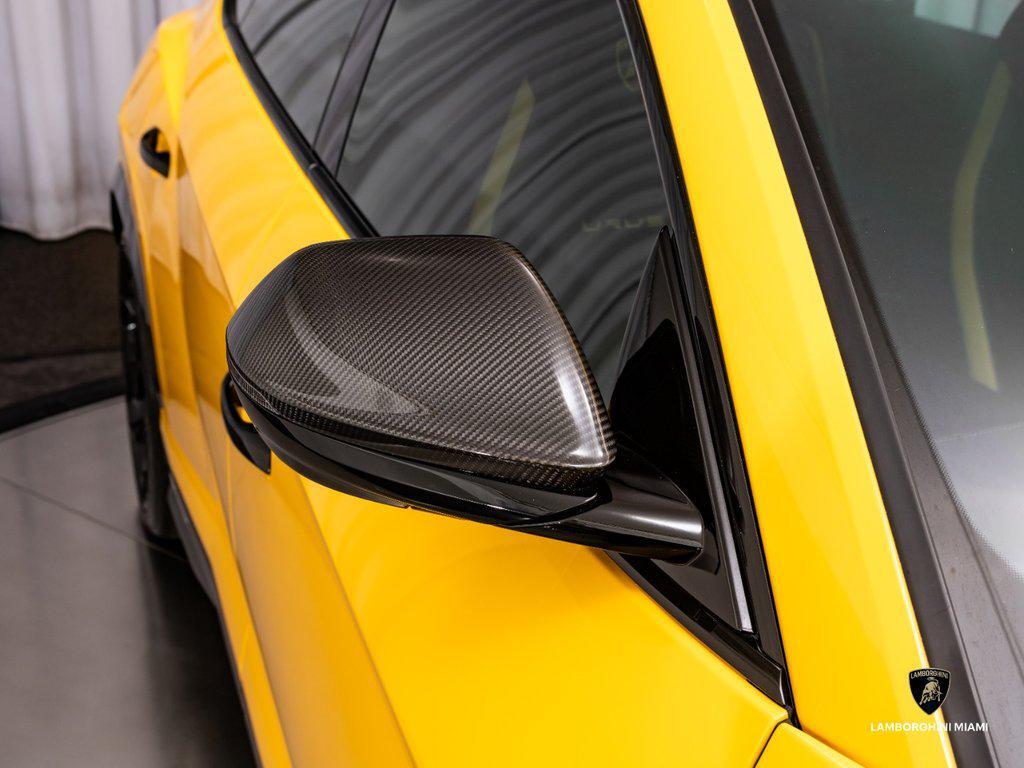 2024 Lamborghini Urus Performante AWD