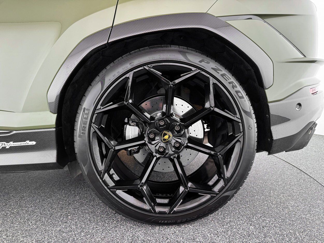 2024 Lamborghini Urus Performante Bellevue WA