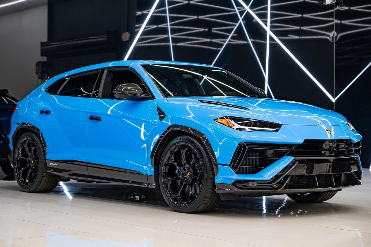 2024 Lamborghini Urus Performante