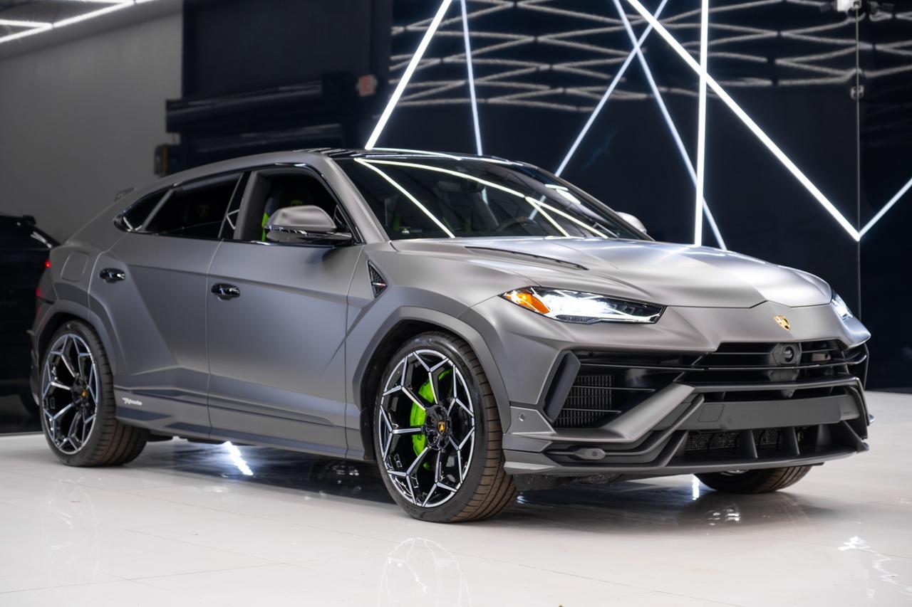 2024 Lamborghini Urus Performante