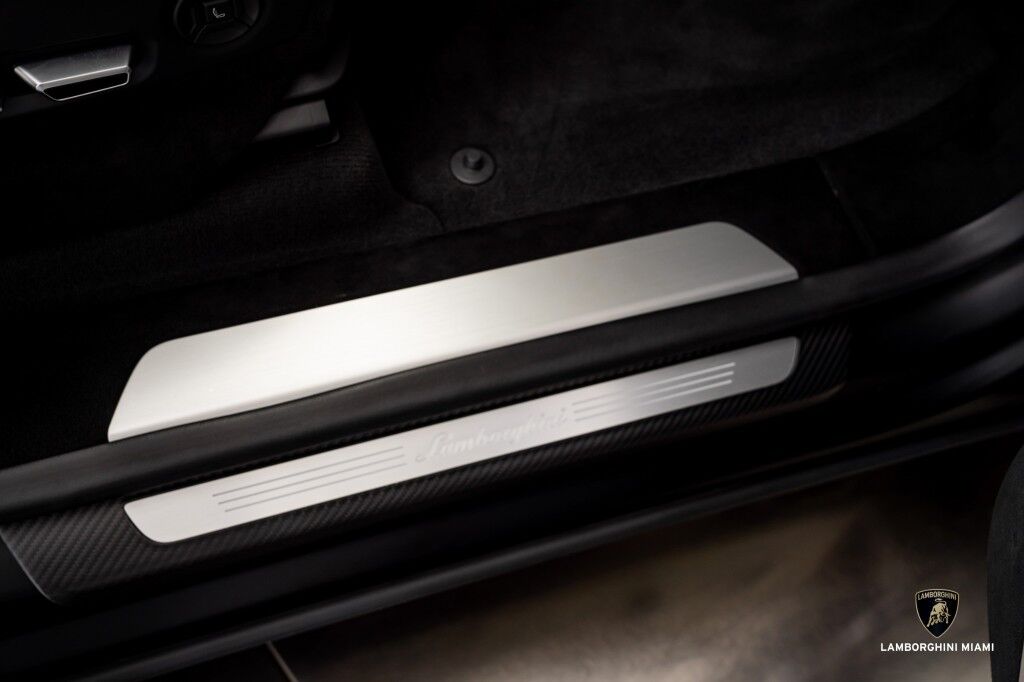 2024 Lamborghini Urus Performante North Miami Beach FL