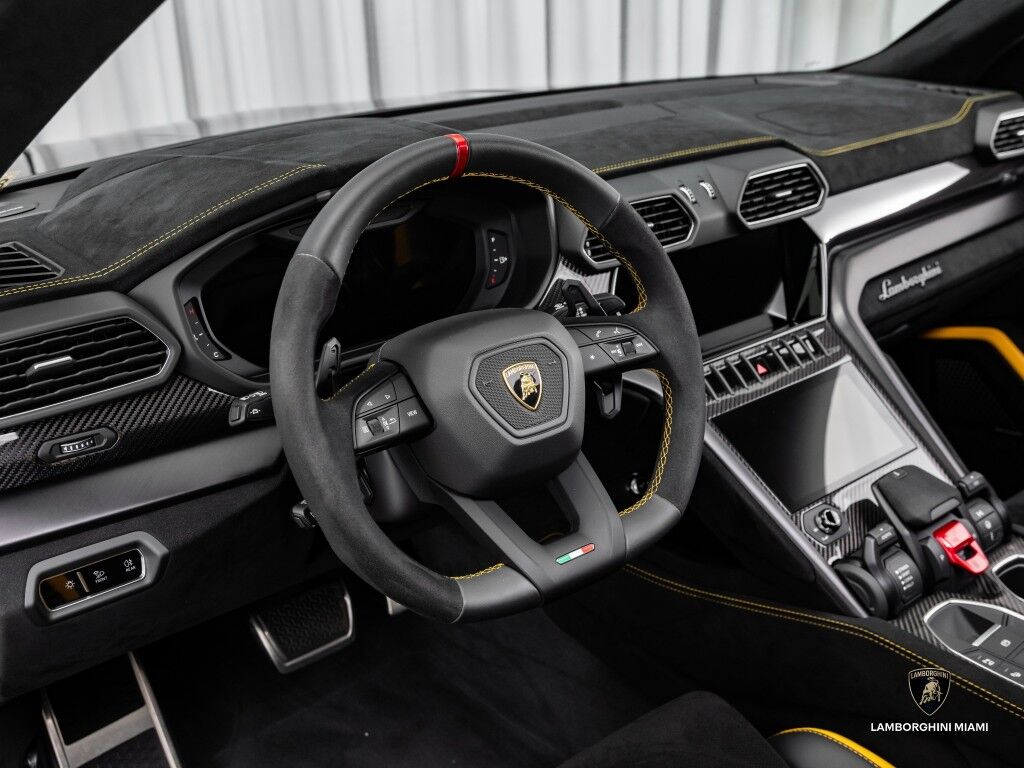 2024 Lamborghini Urus Performante North Miami Beach FL