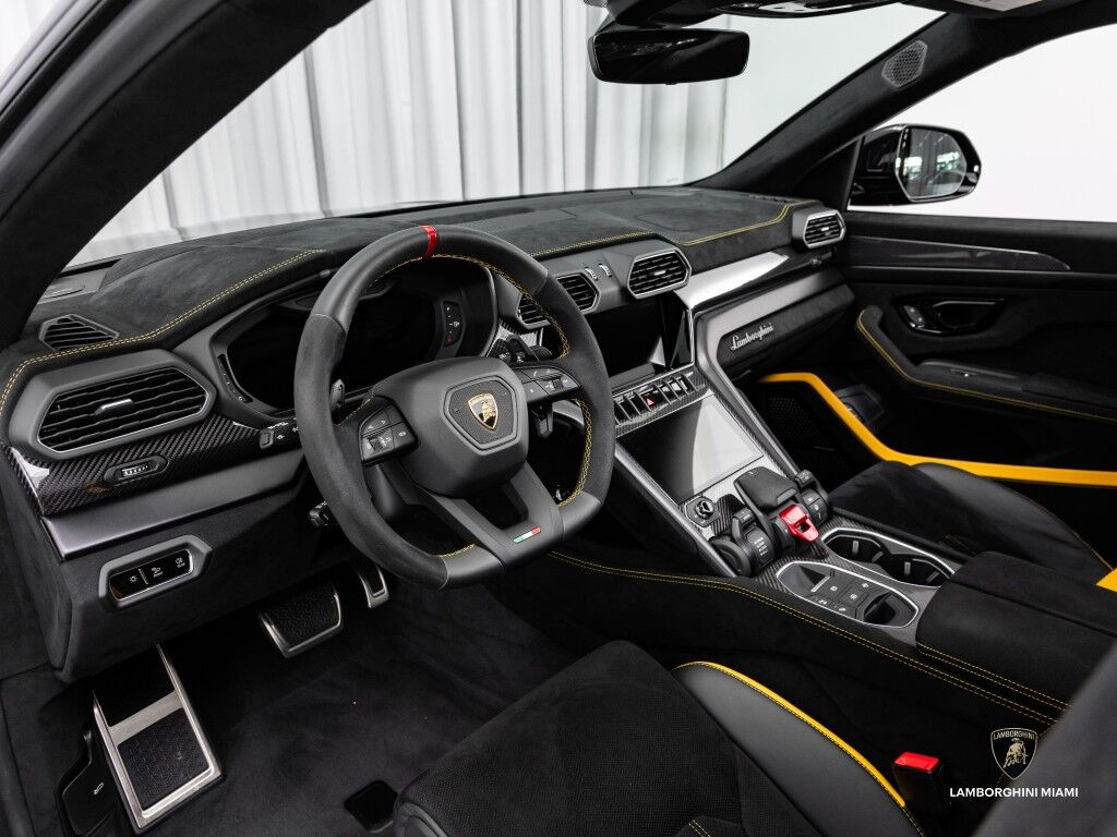 2024 Lamborghini Urus Performante North Miami Beach FL