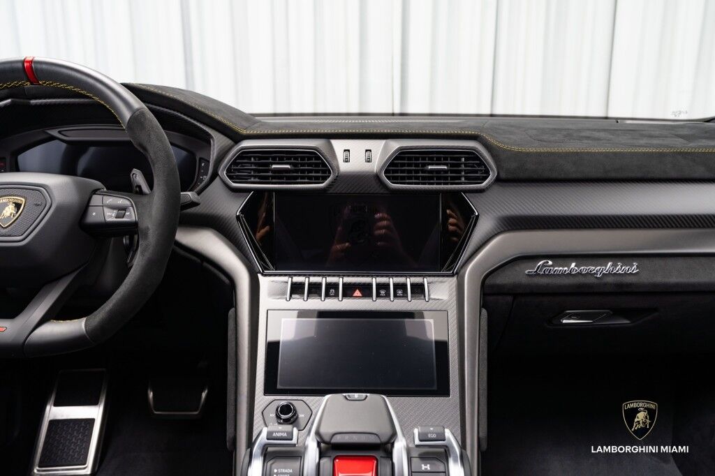 2024 Lamborghini Urus Performante North Miami Beach FL