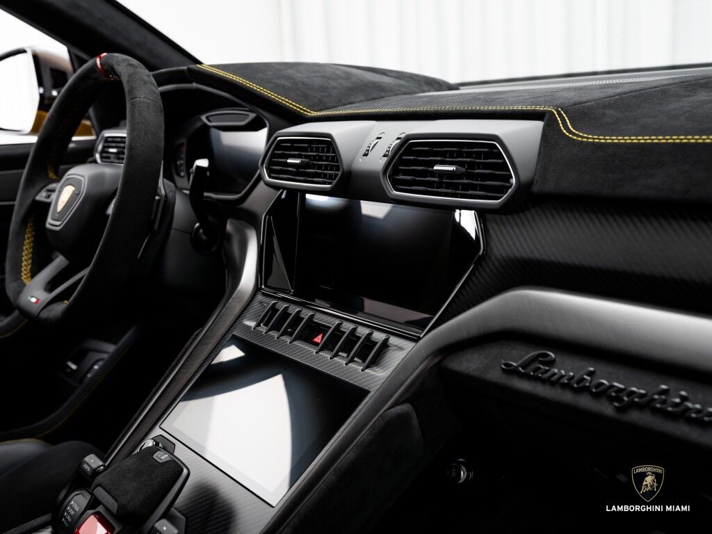 2024 Lamborghini Urus Performante North Miami Beach FL
