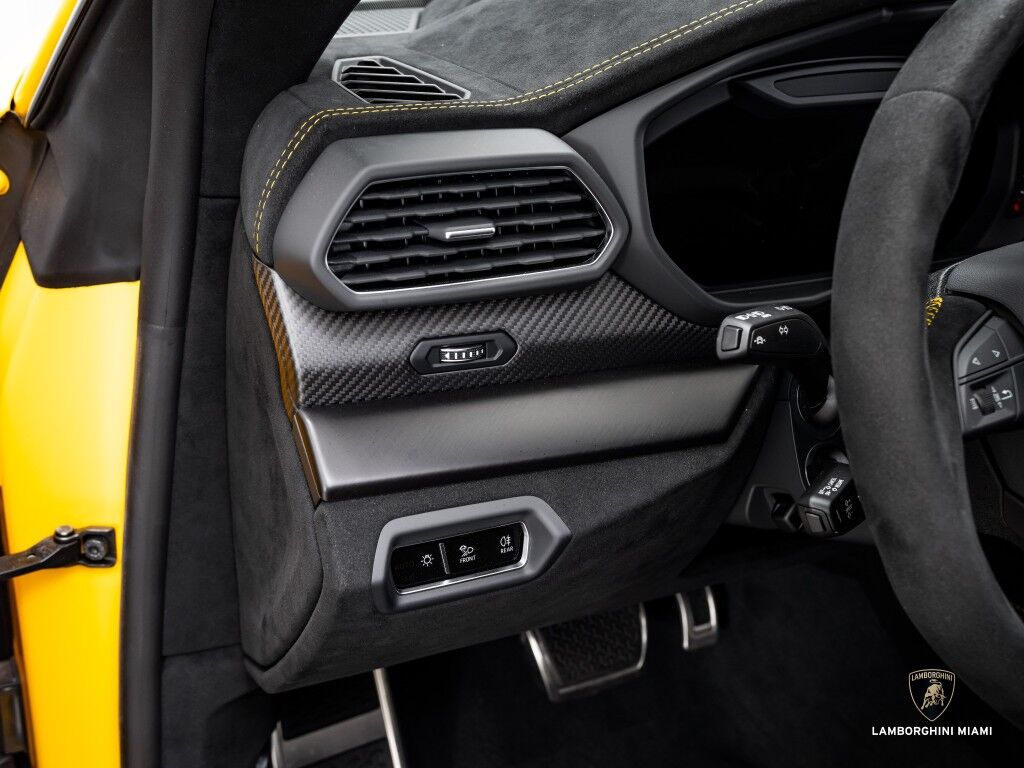 2024 Lamborghini Urus Performante North Miami Beach FL