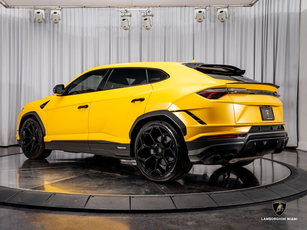 2024 Lamborghini Urus Performante North Miami Beach FL