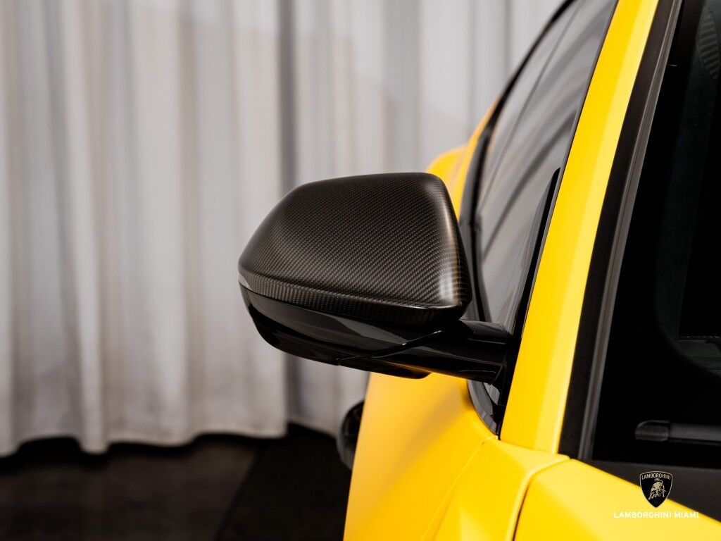 2024 Lamborghini Urus Performante North Miami Beach FL