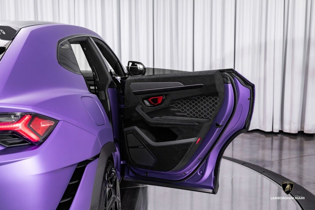 2024 Lamborghini Urus Performante North Miami Beach FL