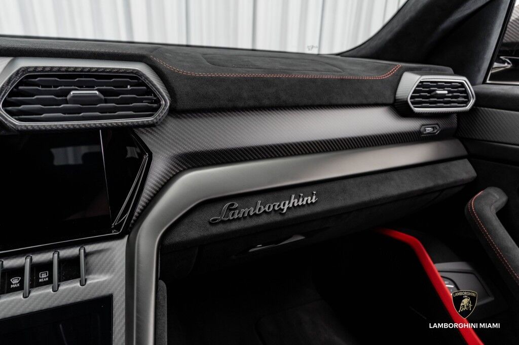2024 Lamborghini Urus Performante North Miami Beach FL