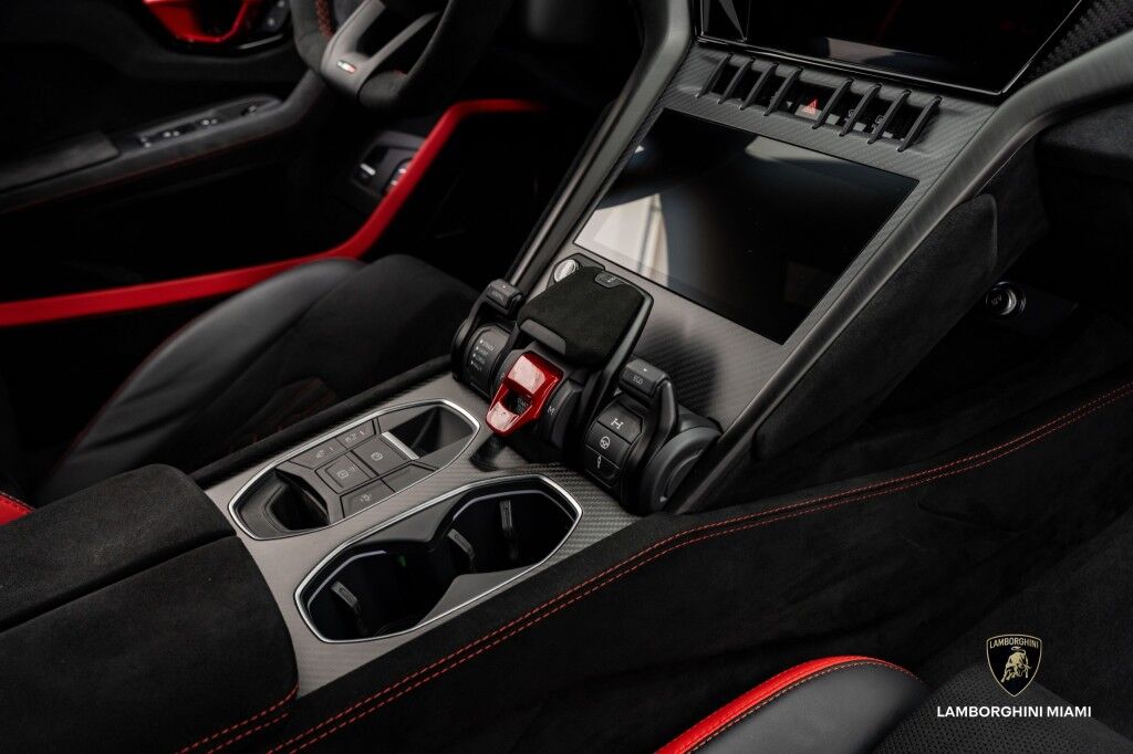 2024 Lamborghini Urus Performante North Miami Beach FL