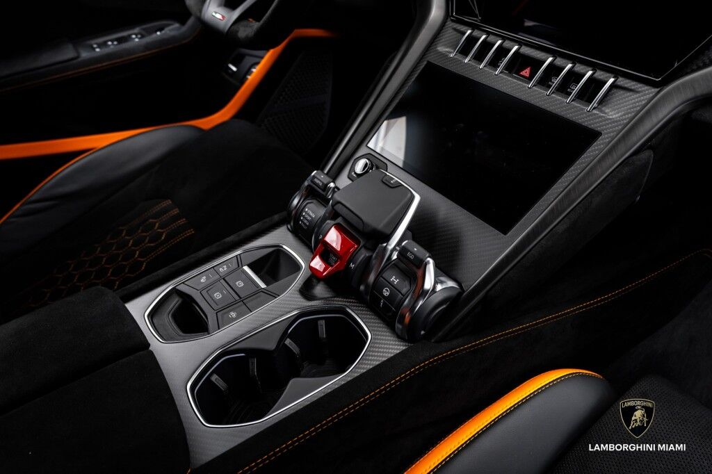 2024 Lamborghini Urus Performante North Miami Beach FL