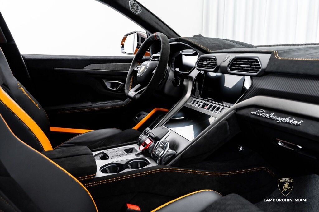 2024 Lamborghini Urus Performante North Miami Beach FL