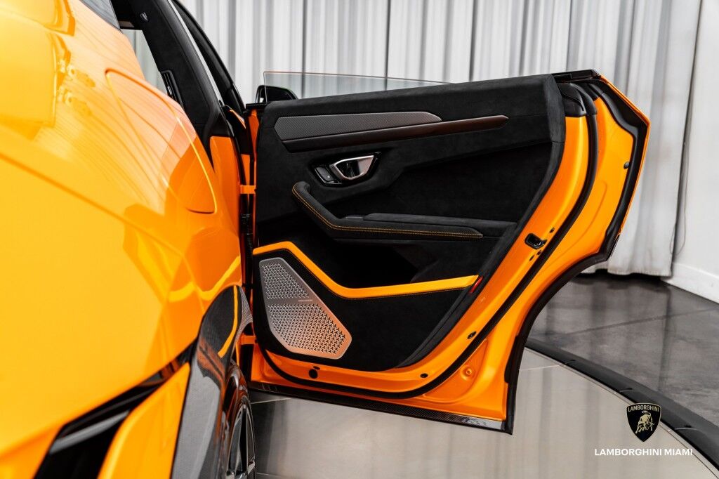2024 Lamborghini Urus Performante North Miami Beach FL