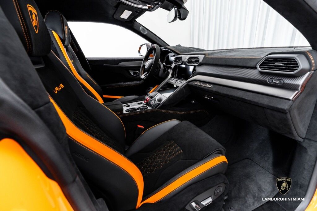2024 Lamborghini Urus Performante North Miami Beach FL