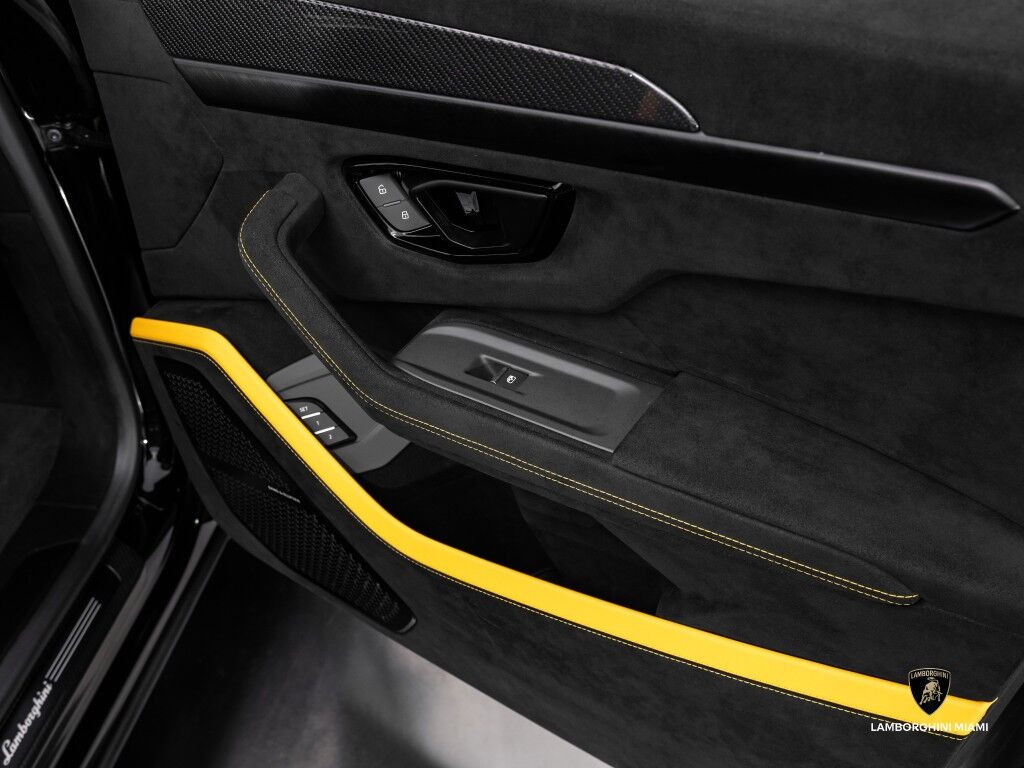 2024 Lamborghini Urus Performante North Miami Beach FL