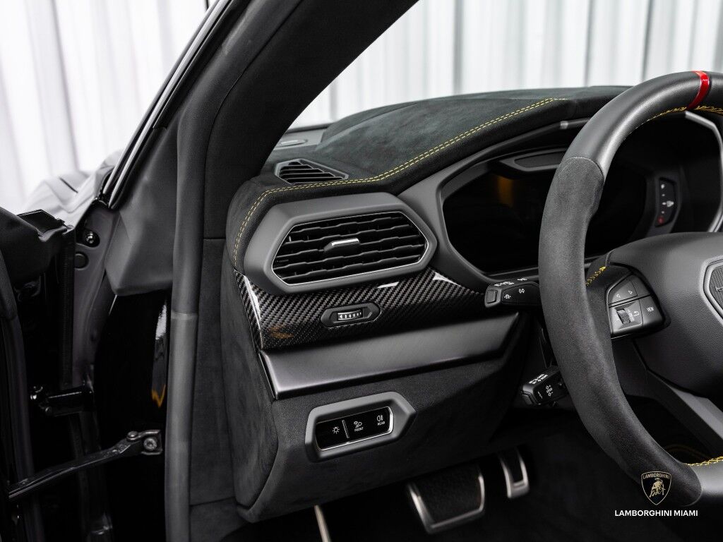 2024 Lamborghini Urus Performante North Miami Beach FL