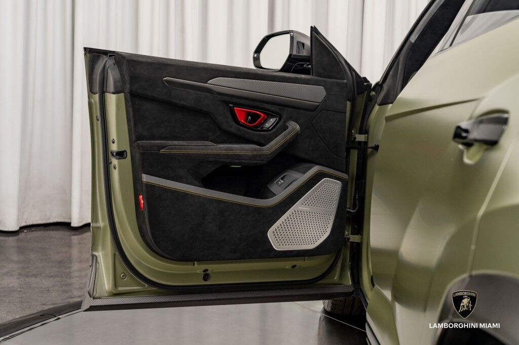 2024 Lamborghini Urus Performante North Miami Beach FL