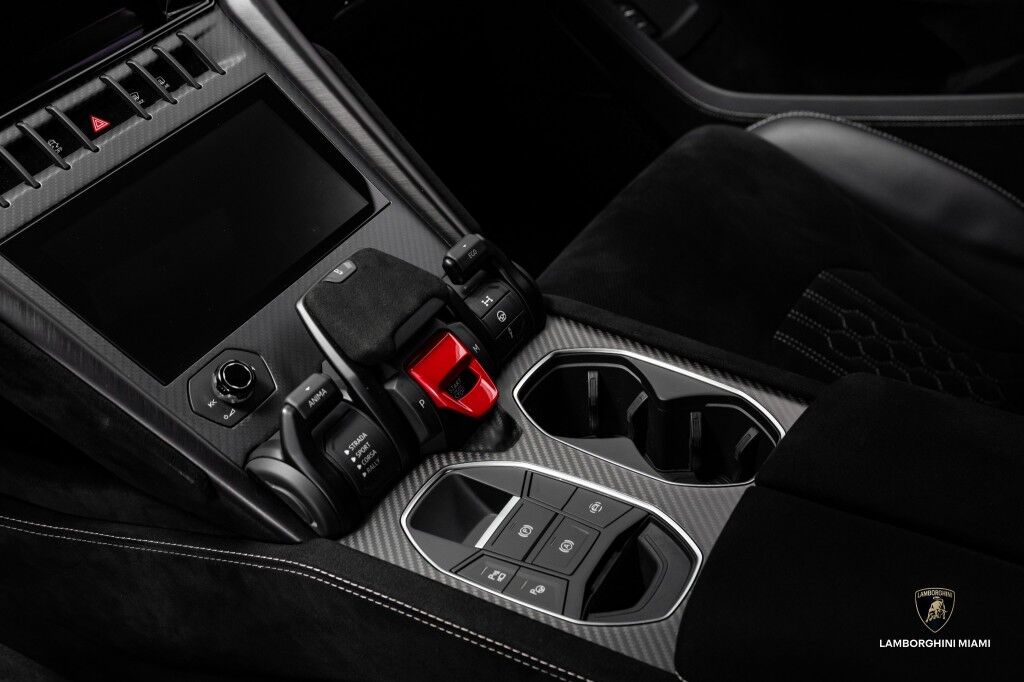2024 Lamborghini Urus Performante North Miami Beach FL