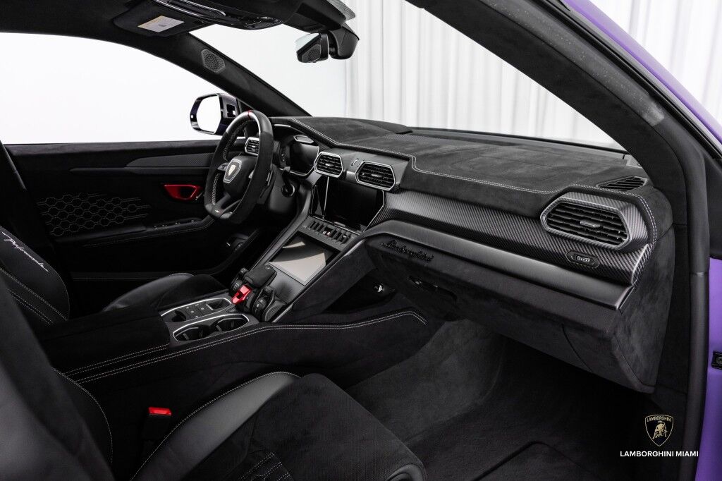 2024 Lamborghini Urus Performante North Miami Beach FL