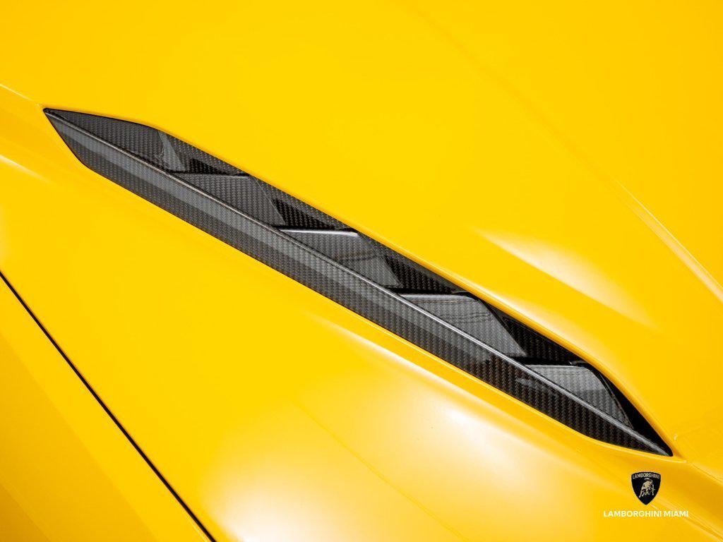 2024 Lamborghini Urus Performante