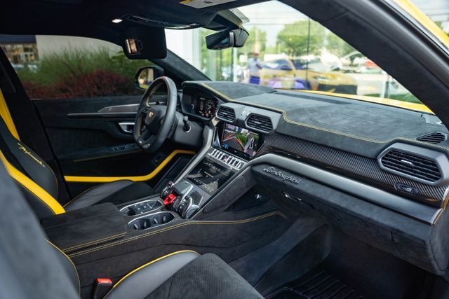 2024 Lamborghini Urus Performante Paramus NJ