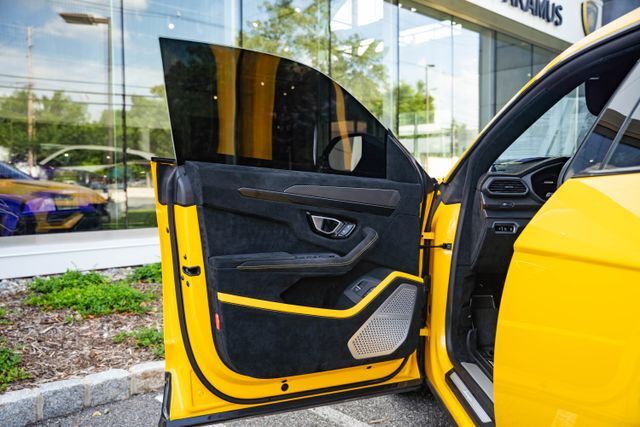 2024 Lamborghini Urus Performante Paramus NJ