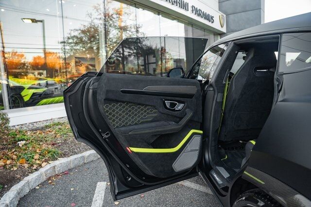 2024 Lamborghini Urus Performante Paramus NJ