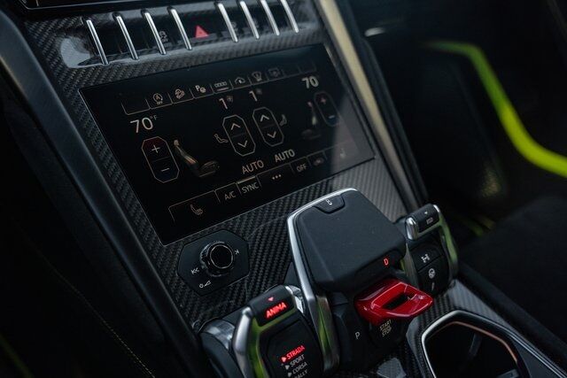 2024 Lamborghini Urus Performante Paramus NJ