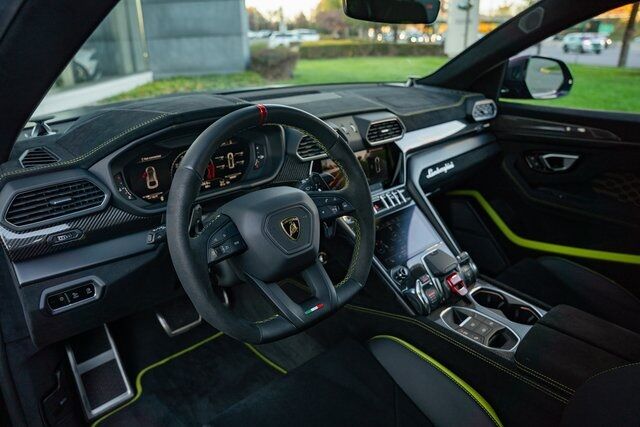 2024 Lamborghini Urus Performante Paramus NJ