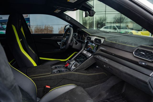 2024 Lamborghini Urus Performante Paramus NJ