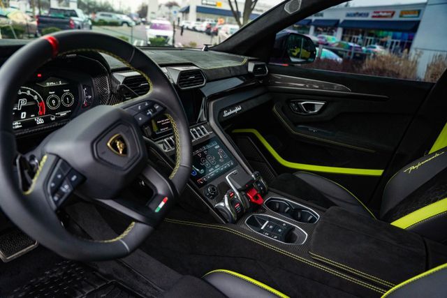 2024 Lamborghini Urus Performante Paramus NJ