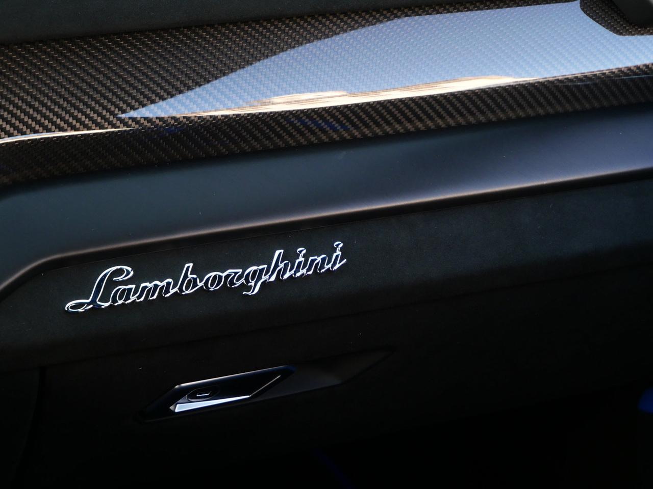2024 Lamborghini Urus Performante Performante Lawrence KS