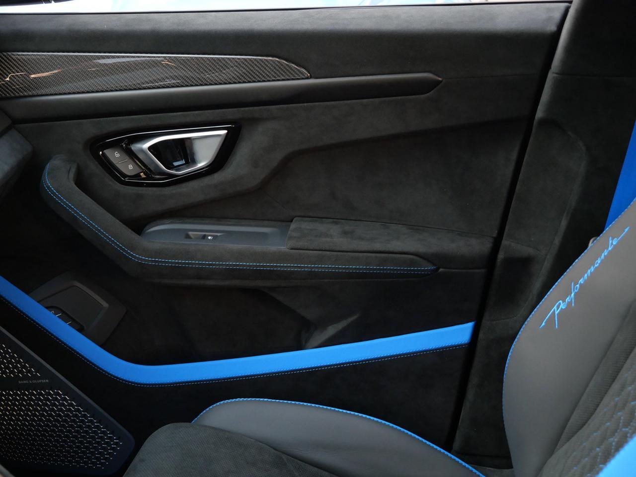 2024 Lamborghini Urus Performante Performante Lawrence KS